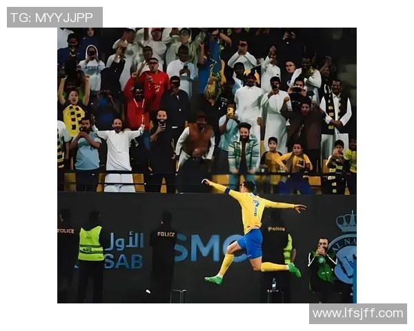 足球明星莱因克尔的传奇生涯与对足球的深远影响探讨