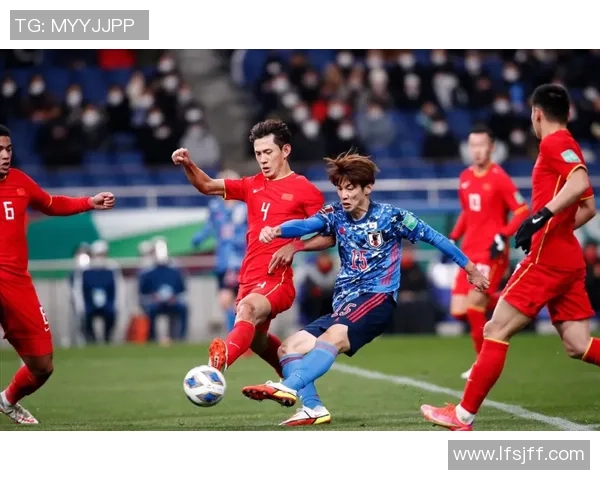 当足球明星被换下场时的心态与反应解析