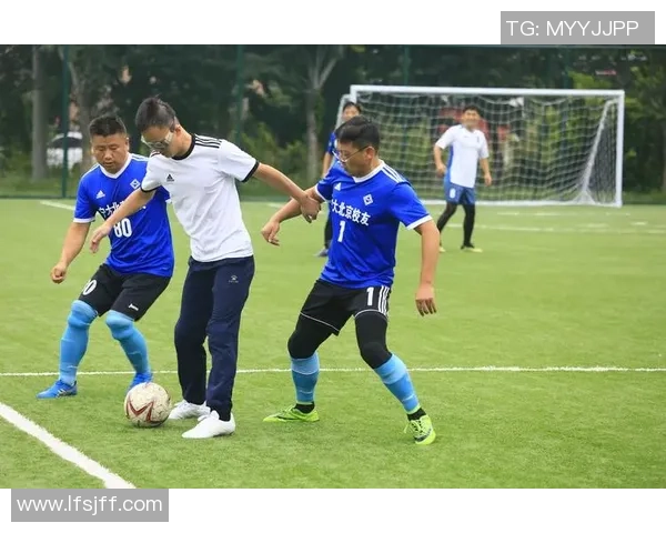 深入分析北京足球队阵地战战术特点与执行策略