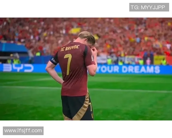 足球明星过人技巧精彩集锦展现球场魅力与风采